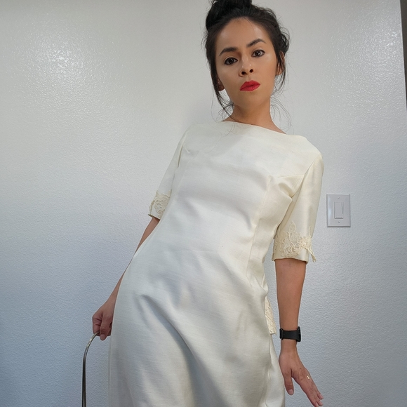 Dress - Picture 9 of 16